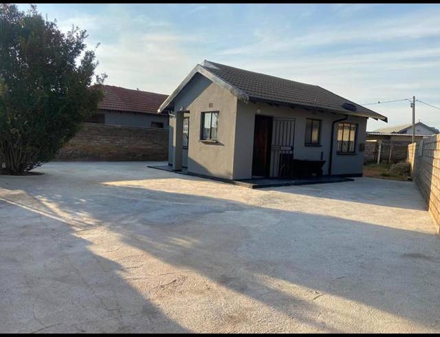 2 BEDROOM PROPERTY TO RENT IN PROTEA GLEN